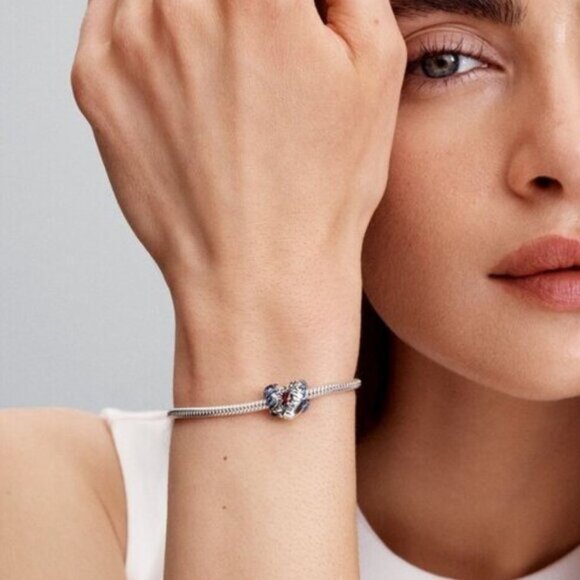 Pandora Stranger Things Glow-in-the-dark Heart Charm - Picture 6 of 7